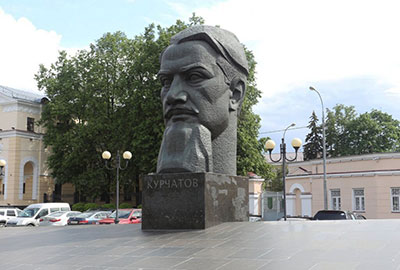 Сколько памятников в Москве?